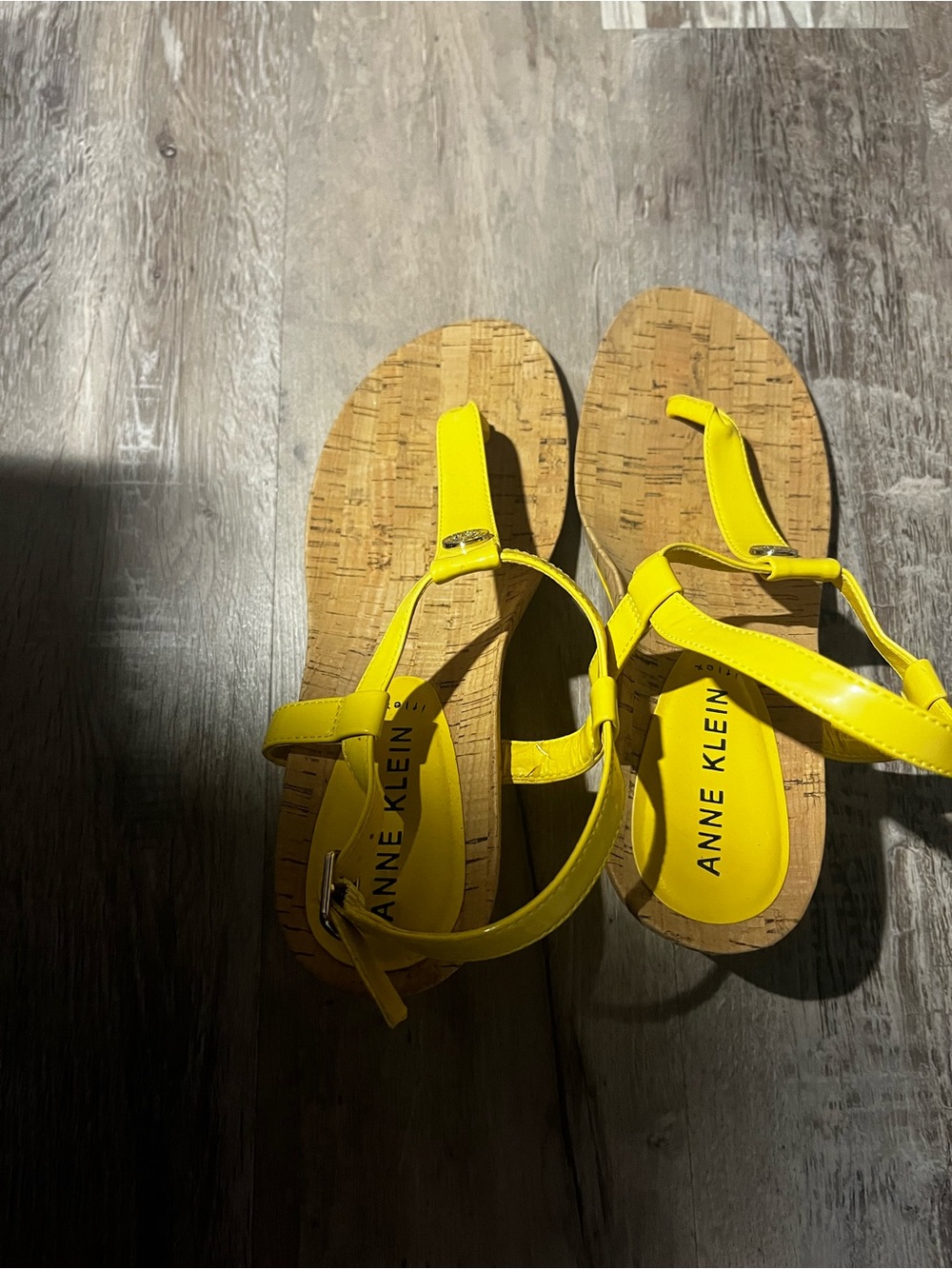 Anne Klein Womans Bright Yellow T-Strap Sandals Worn once